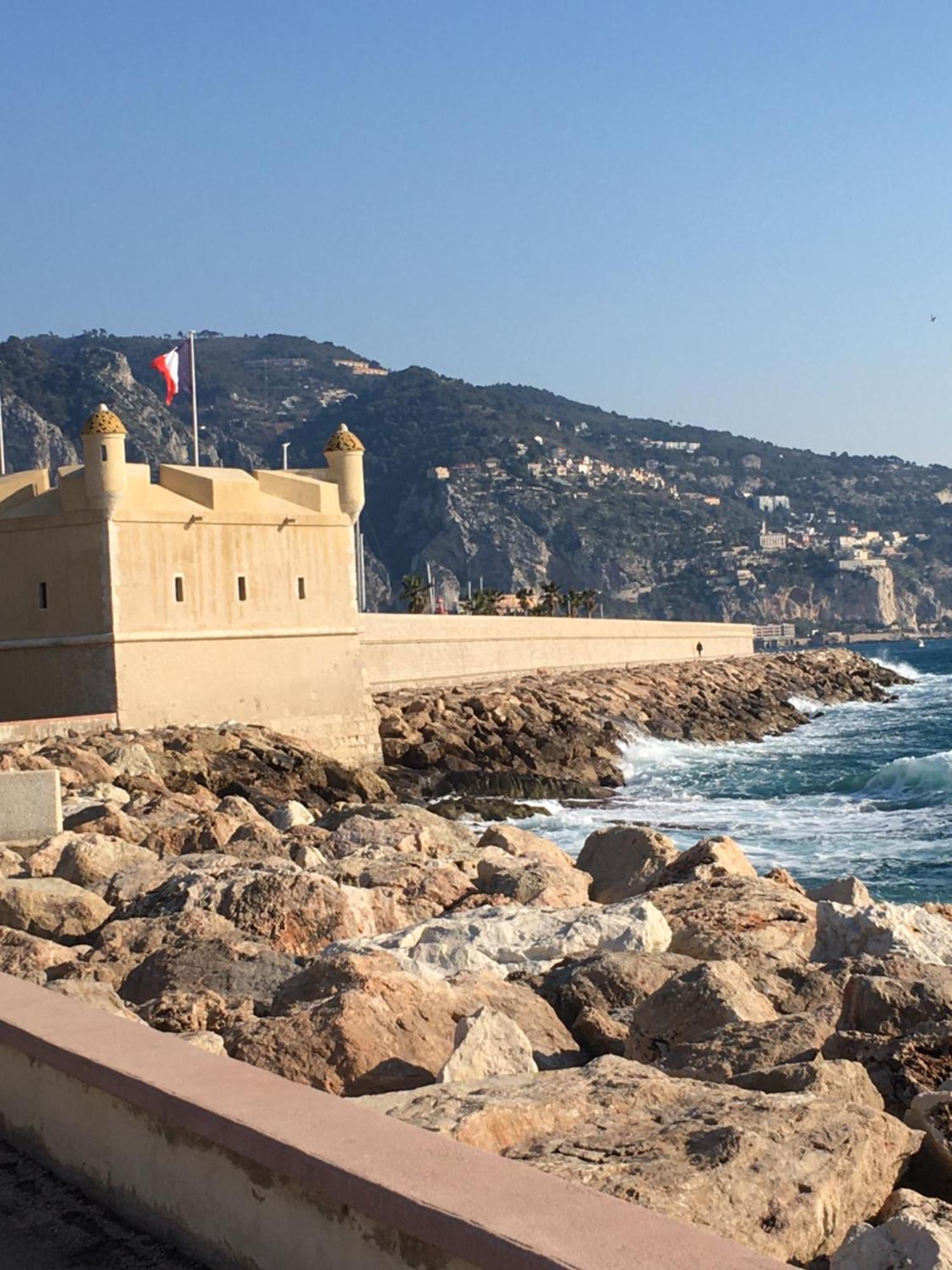 Appartement Central Des Terres Chaudes Proche Bord De Mer Menton Exterior photo
